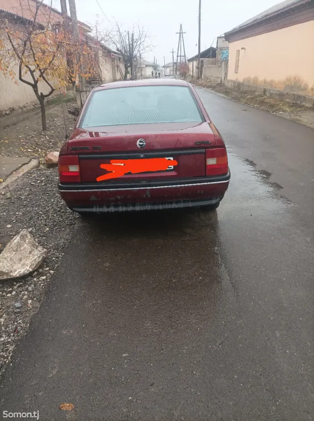 Opel Vectra A 1992 · 1.6 MT
