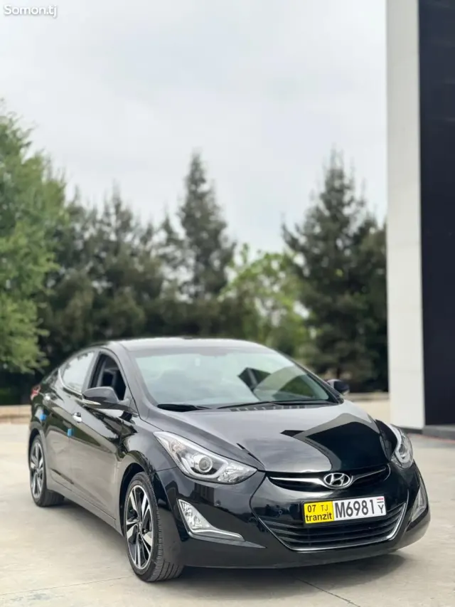 Hyundai Avante 2015 · 1.6 AT