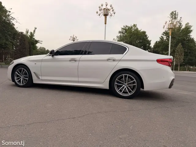 BMW 5 series 2018 · 2.0 AT