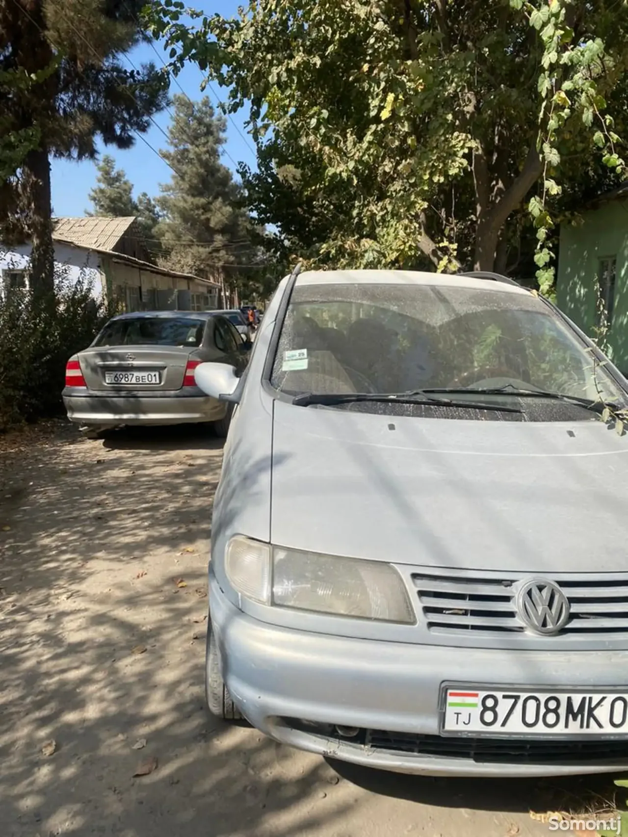 Volkswagen Touran 1997 · 1.8 MT