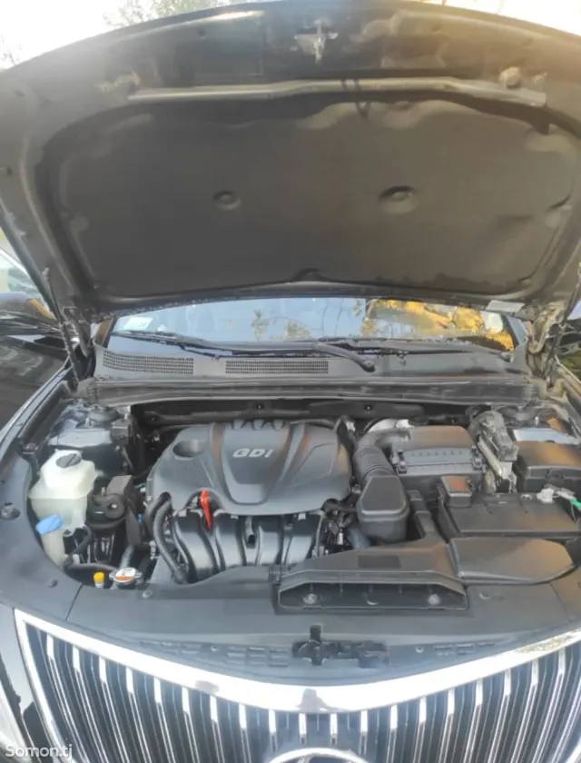 Hyundai Grandeur 2014 · 2.4 AT