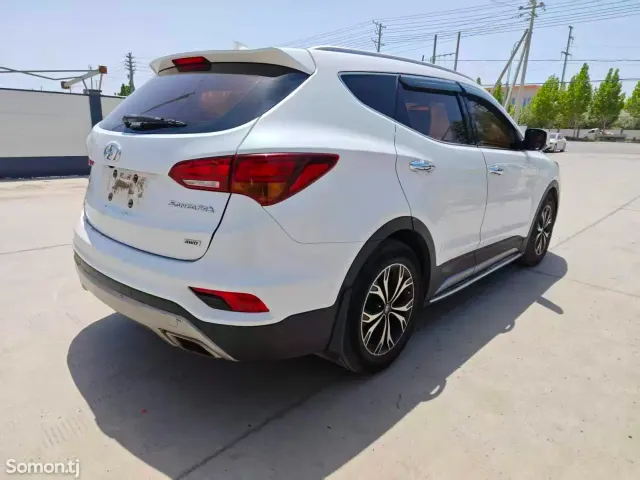 Hyundai Santa Fe 2017 · 2.0 AT