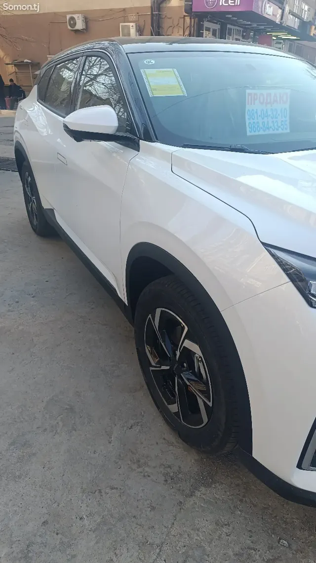 Dongfeng L7 2025 · AT