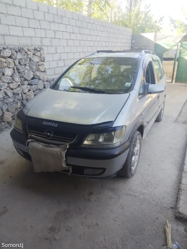 Opel Zafira 2000 · 1.8 MT
