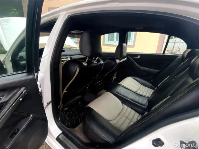 Infiniti G series 2005 · 3.5 AT