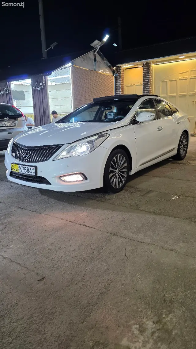 Hyundai Grandeur 2014 · 2.4 AT