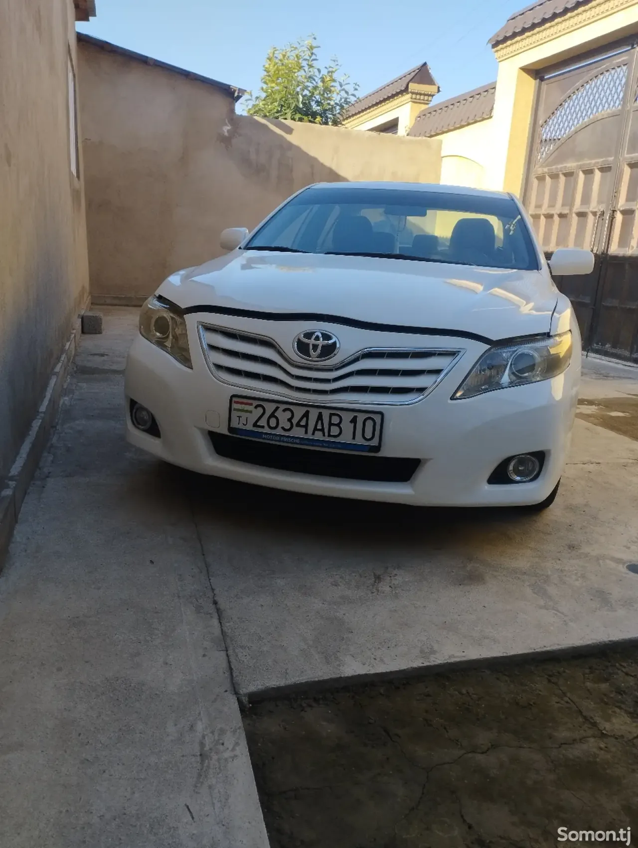 Toyota Camry 2011 · 2.5 AT