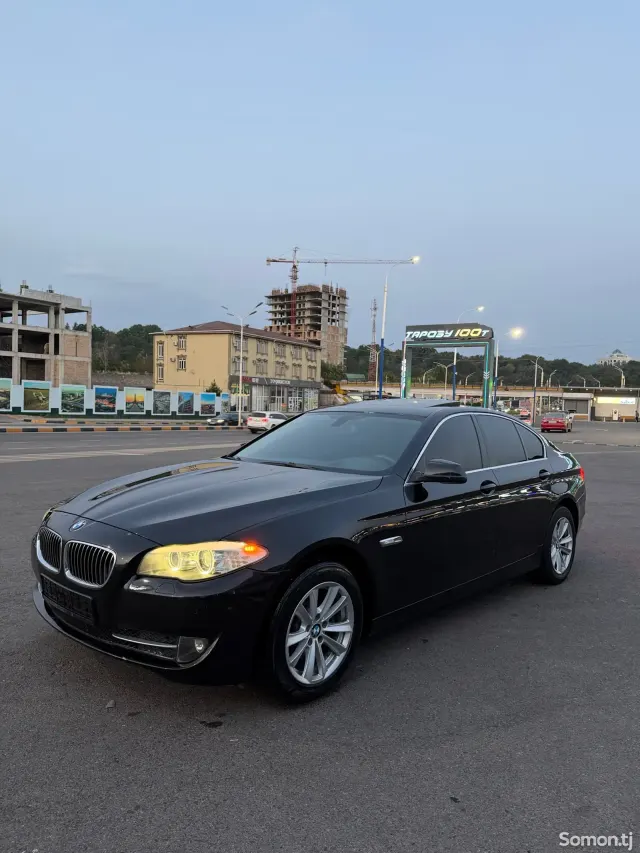 BMW 5 series 2013 · 2.0 AT