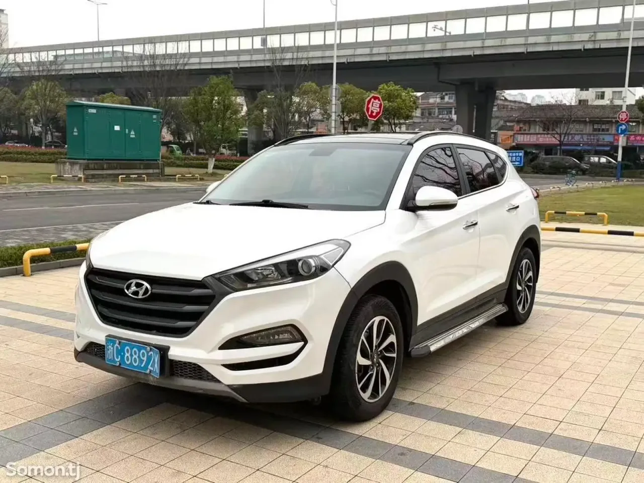 Hyundai Tucson 2016 · 1.6 AT