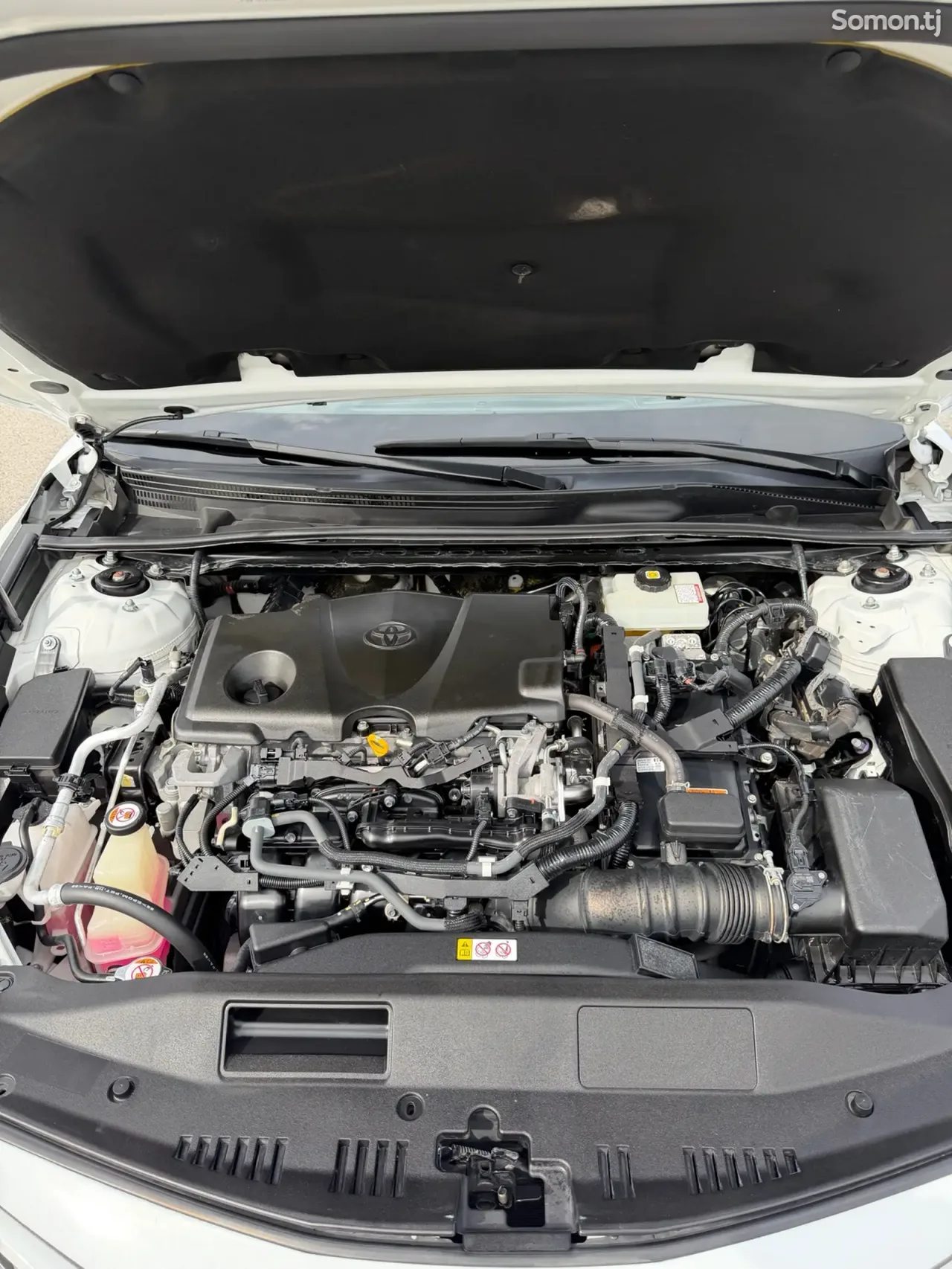 Toyota Camry 2018 · 2.5 AT