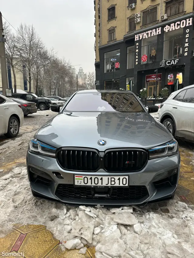 BMW 5 series 2018 · 3.0 AT
