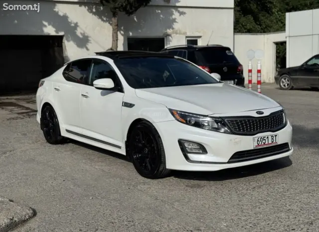 Kia Optima 2015 · 2.4 AT