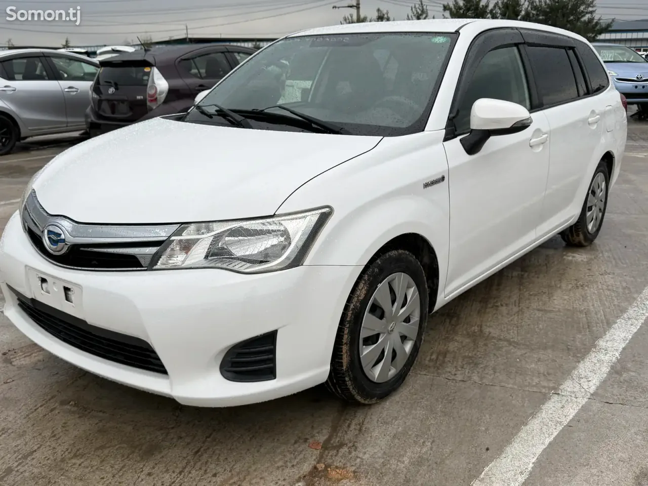 Toyota Fielder 2014 · 1.5 AT