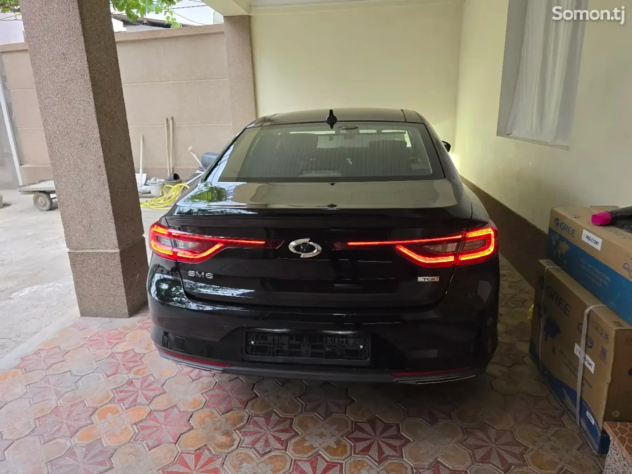 Renault Samsung SM6 2016 · AT