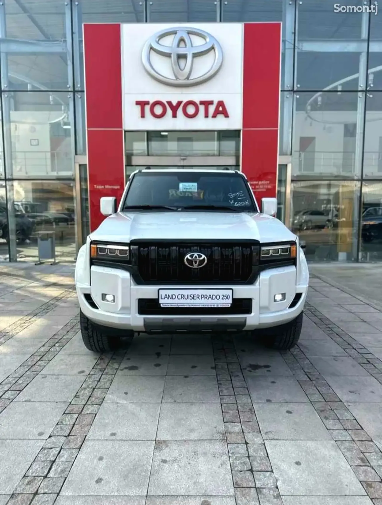 Toyota Land Cruiser Prado 2026 · 2.4 AT