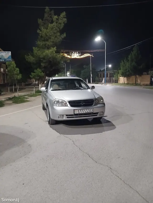 Chevrolet Lacetti 2008 · 1.6 MT