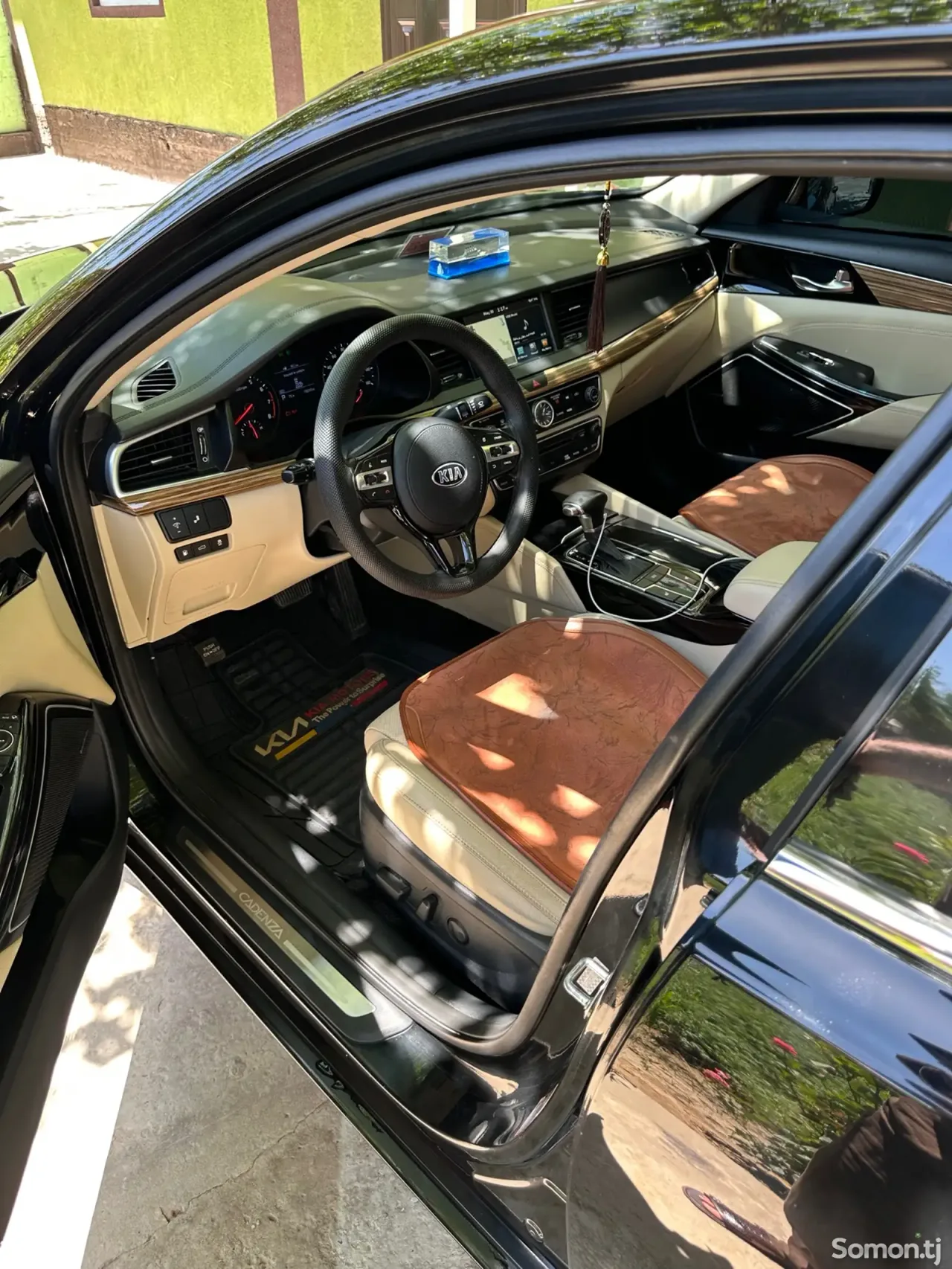 Kia K7 2017 · 3.3 AT