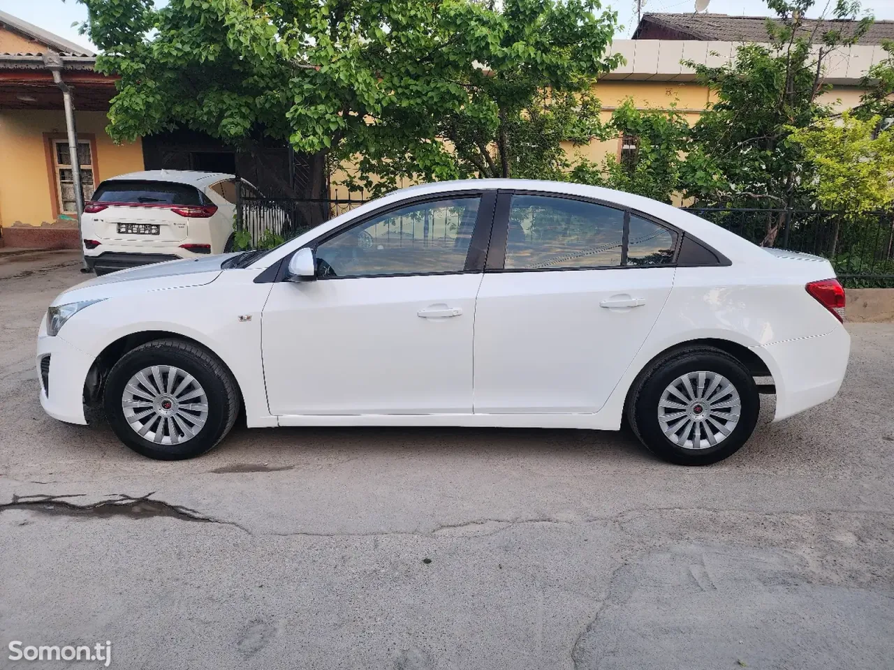 Chevrolet Cruze 2009 · 1.8 MT