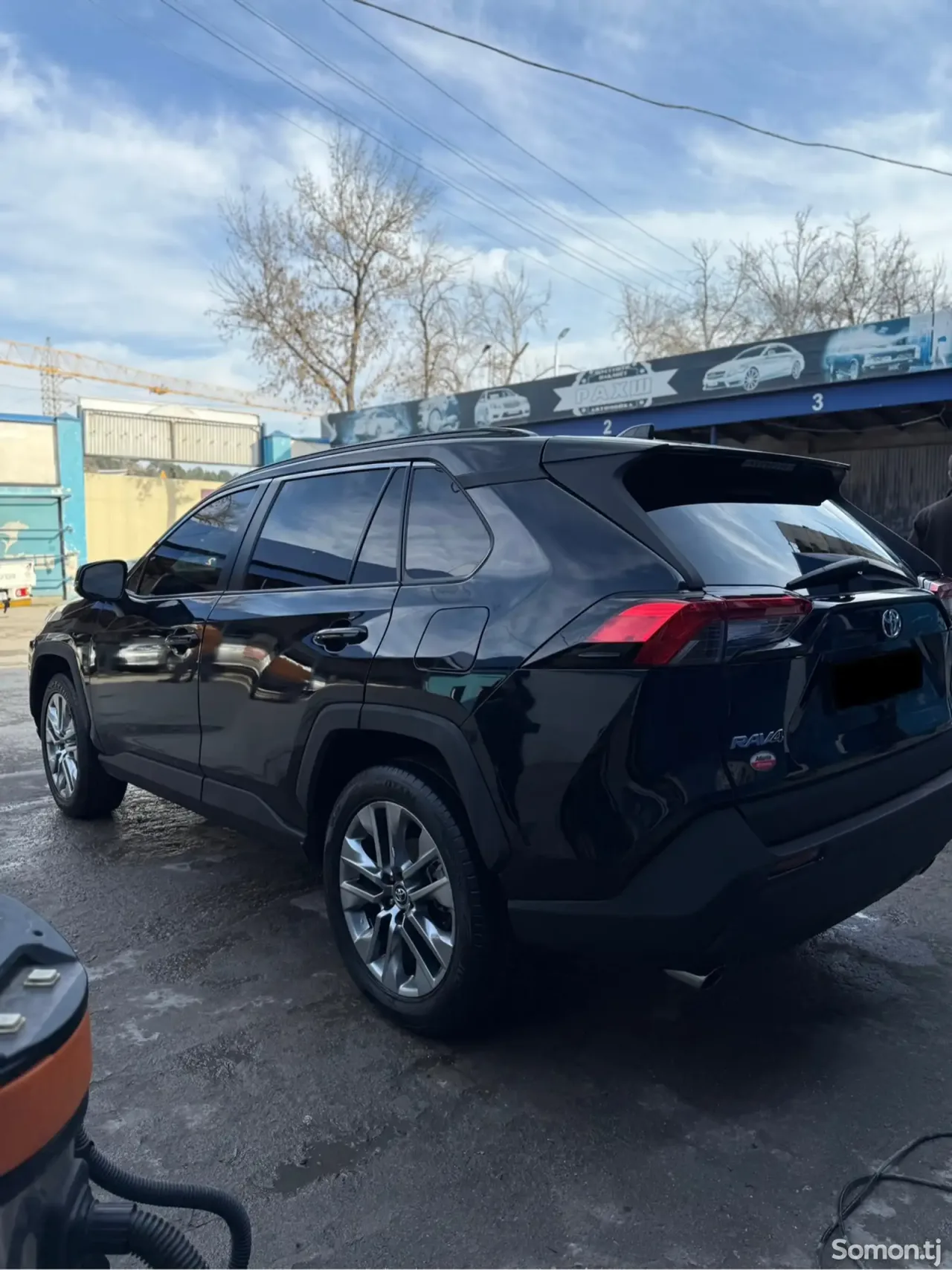 Toyota RAV 4 2020 · 2.5 AT