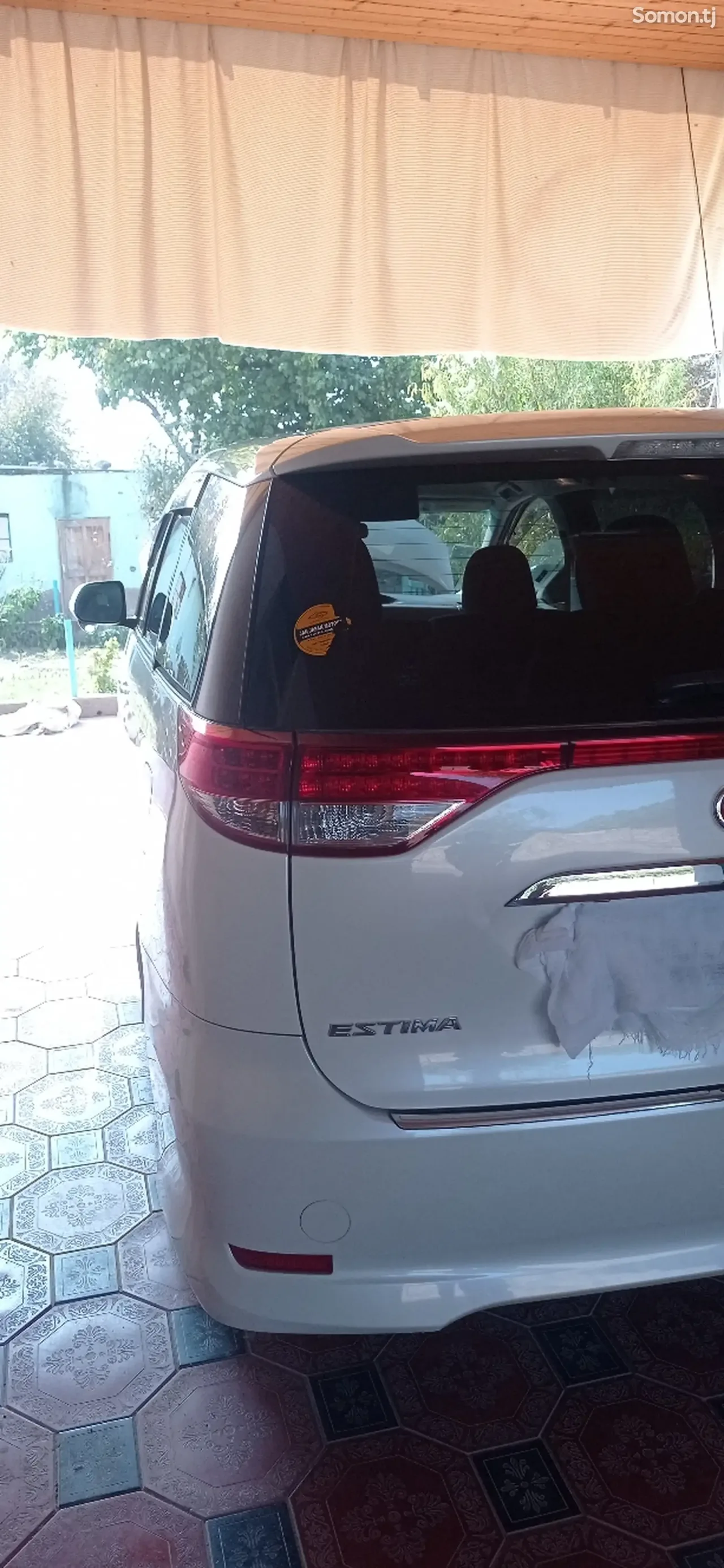 Toyota Estima 2009 · 2.4 AT