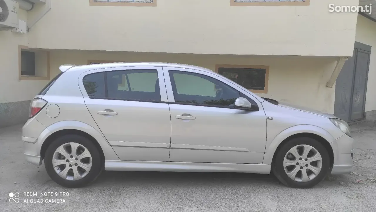 Opel Astra H 2007 · 1.9 MT