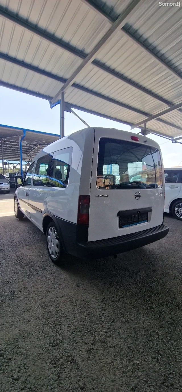 Opel Combo 2006 · 1.3 MT
