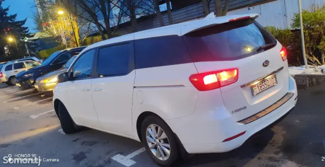 Kia Carnival 2016 · 2.2 AT