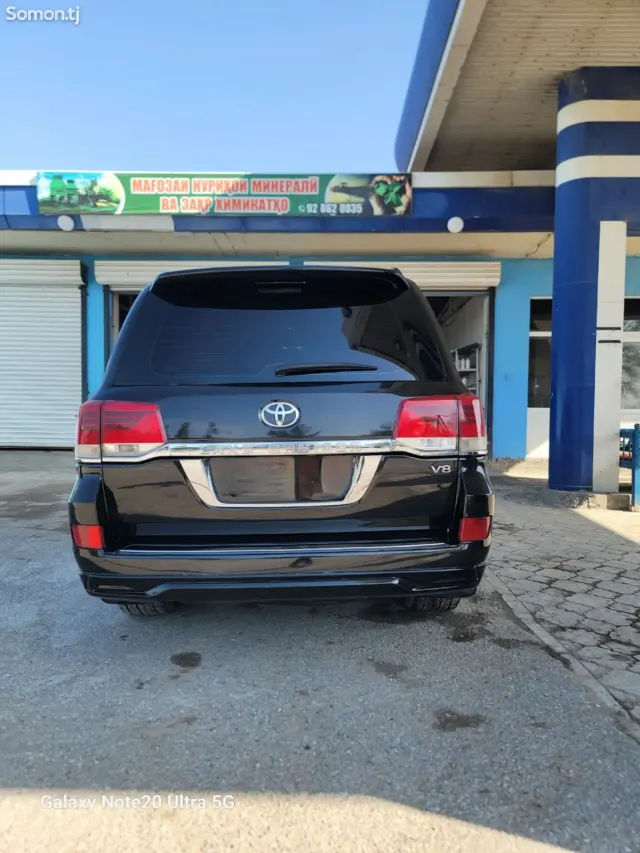 Toyota Land Cruiser 2013 · 4.7 AT