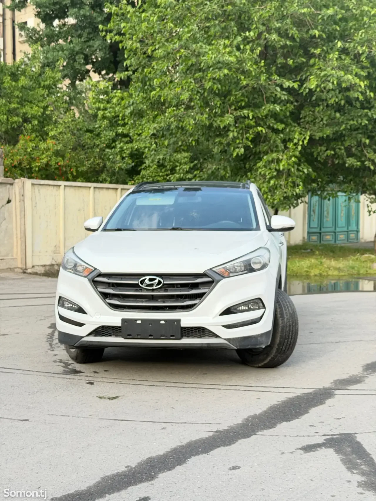 Hyundai Tucson 2015 · 1.6 AT