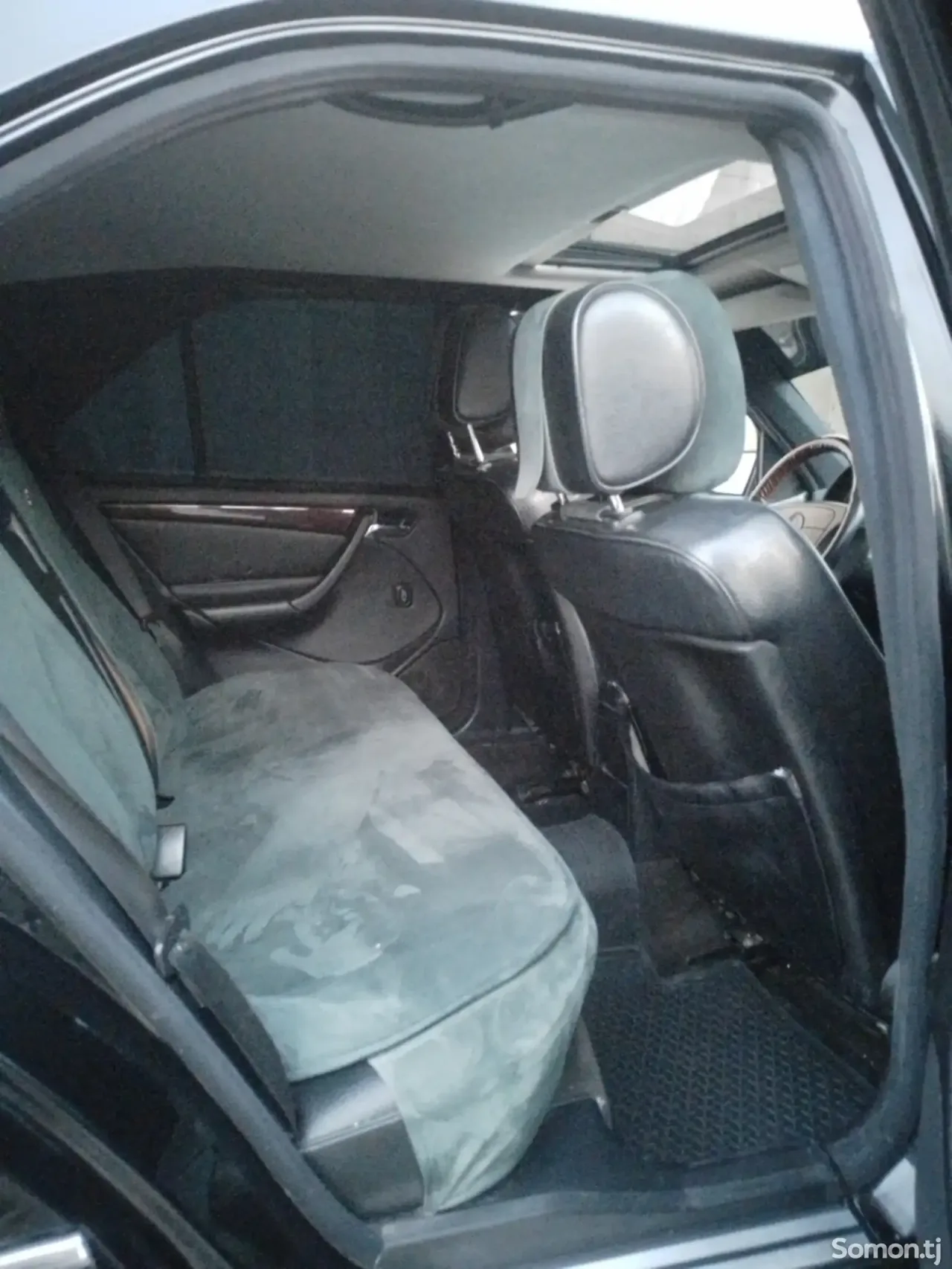 Mercedes-Benz C class 2000 · 2.8 AT