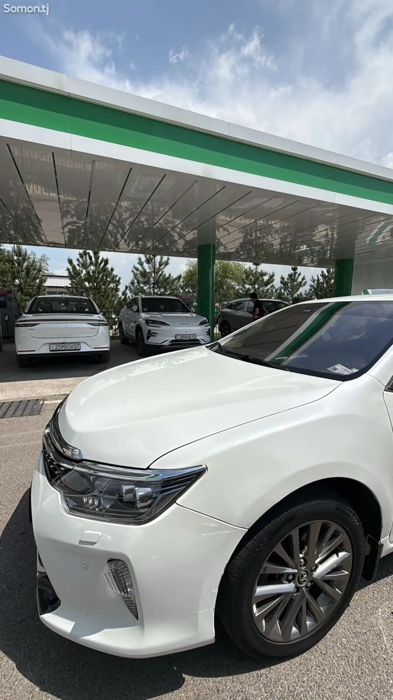 Toyota Camry 2015 · 2.5 AT