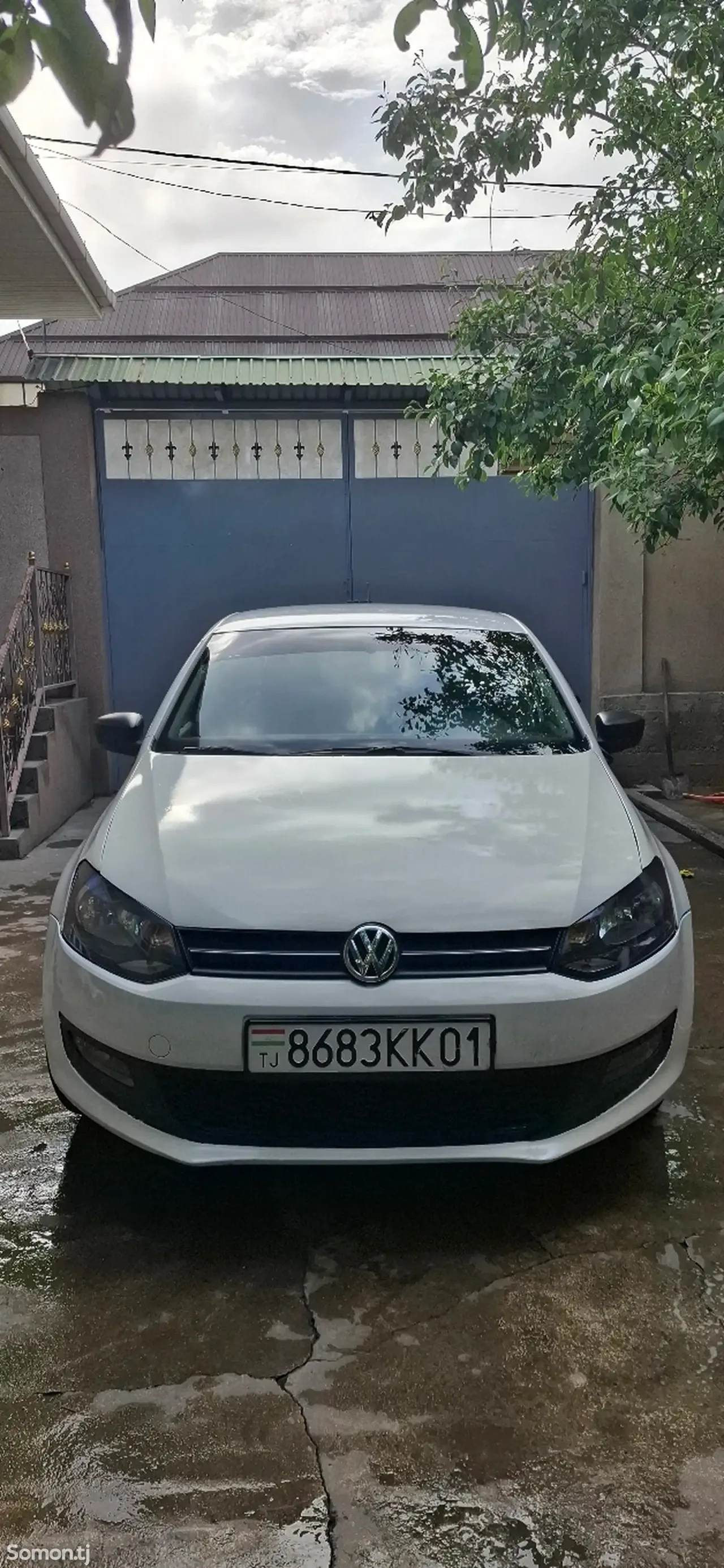 Volkswagen Polo 2013 · 1.6 MT