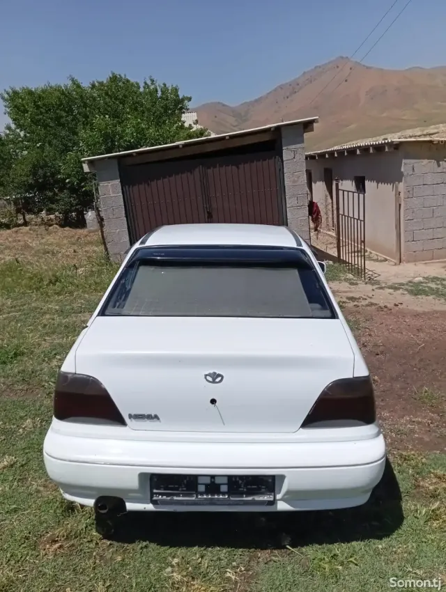 Daewoo Nexia 1994 · 1.6 MT