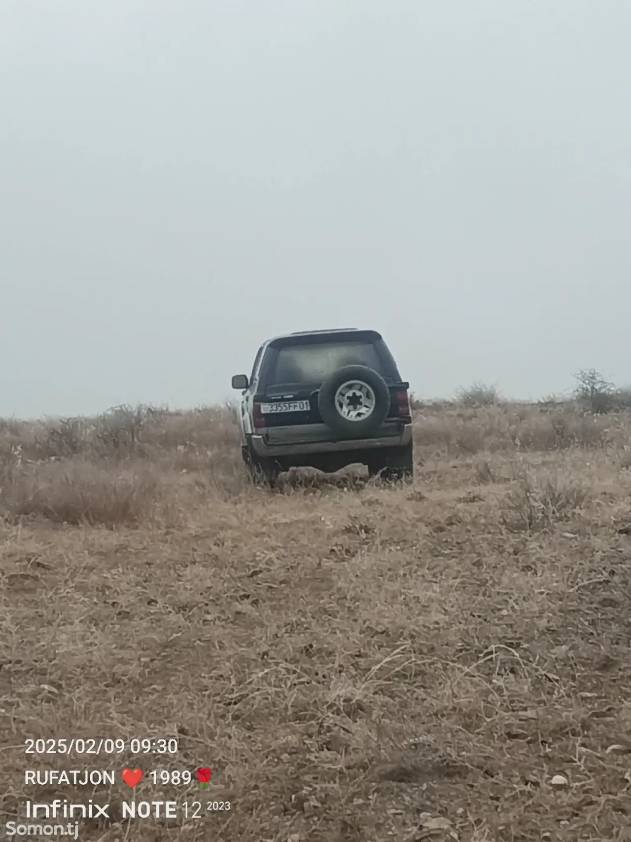 Toyota Hilux Surf 1993 · 2.9 MT
