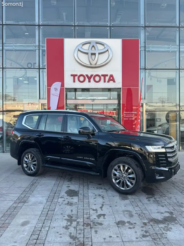 Toyota Land Cruiser 2026 · 3.5 AT