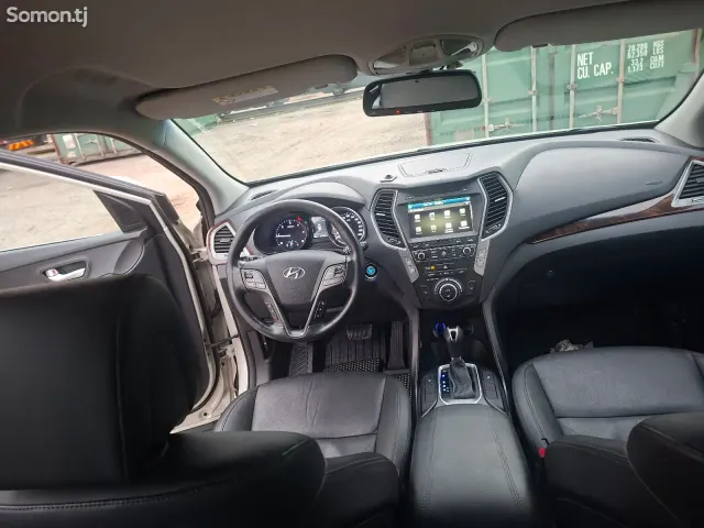 Hyundai Santa Fe 2015 · 2.0 AT