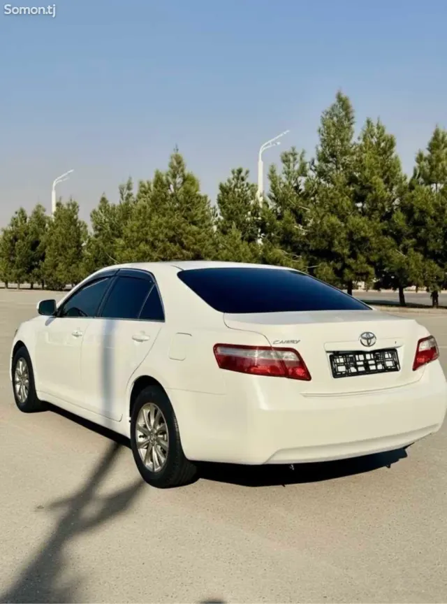 Toyota Camry 2008 · 2.4 AT