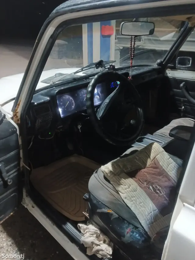 Lada (ВАЗ) 2107 1995 · 1.4 MT