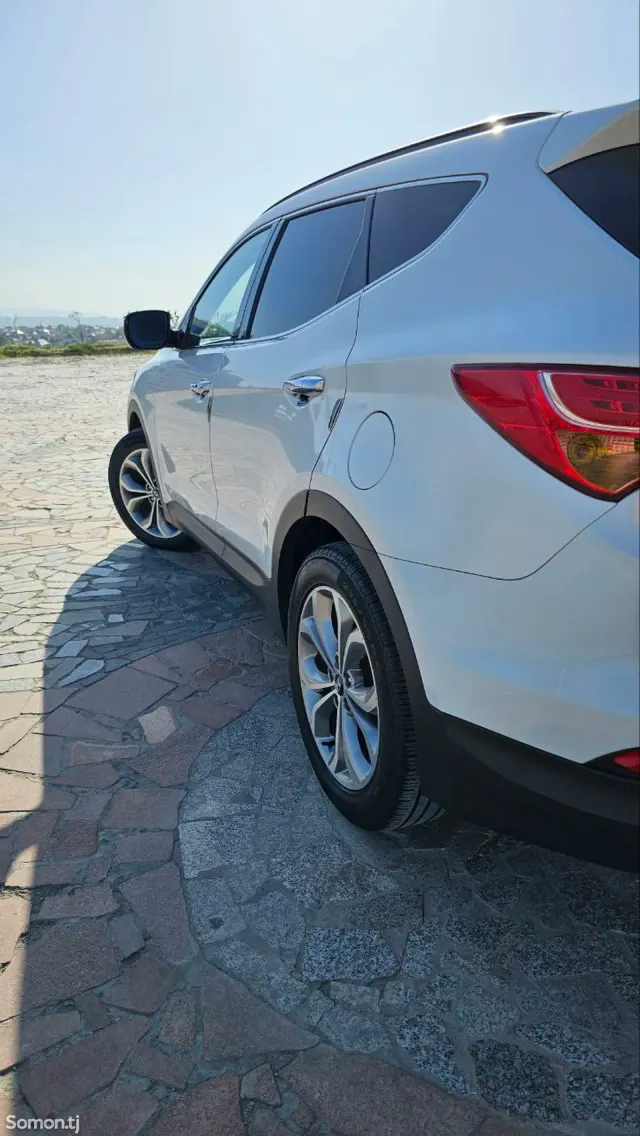 Hyundai Santa Fe 2014 · 2.0 AT