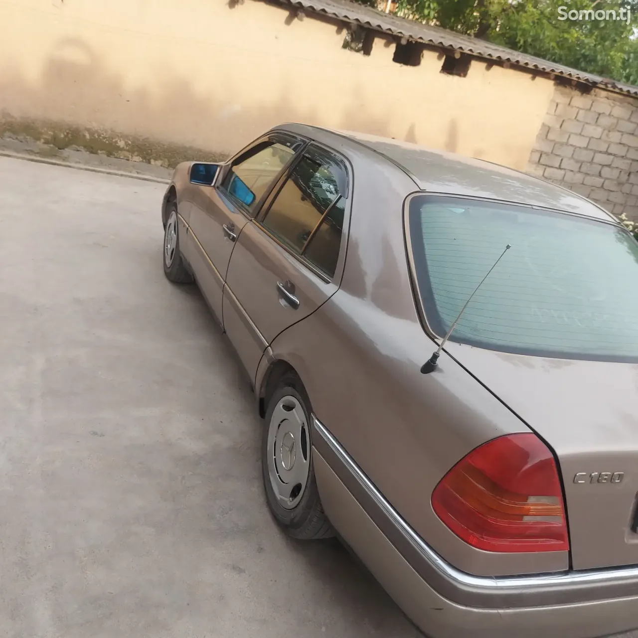 Mercedes-Benz C class 1994 · 1.8 MT