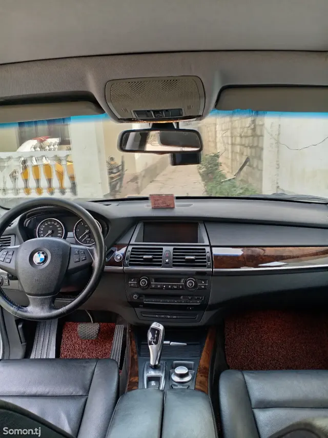BMW X5 2009 · 3.0 AMT