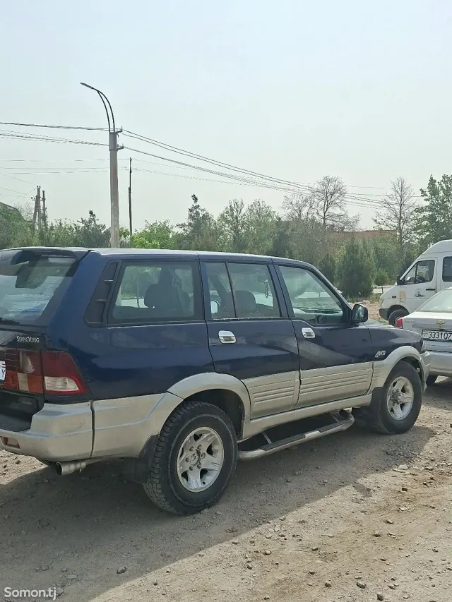 Ssang Yong Musso 1996 · 2.5 MT