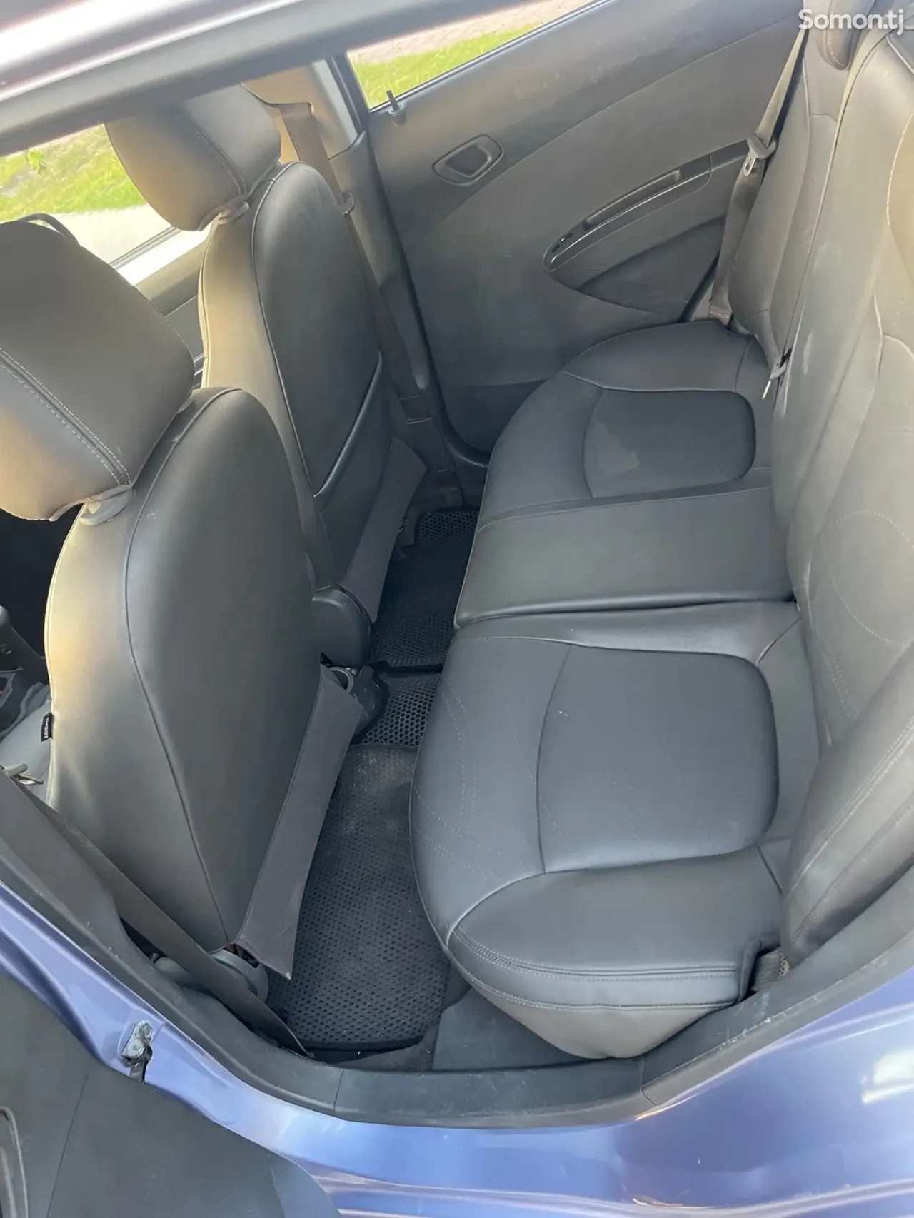 Chevrolet Spark 2014 · 1.0 AT