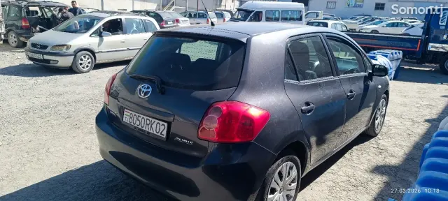 Toyota Auris 2008 · 1.4 MT