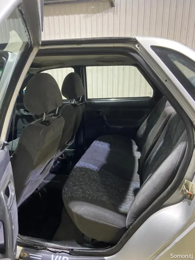 Lada (ВАЗ) 2110 2004 · 1.5 MT