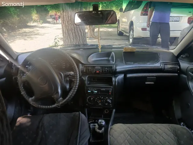 Opel Astra F 1993 · 1.6 MT