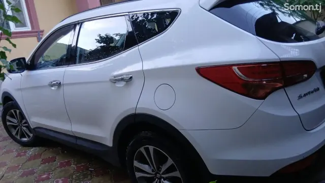 Hyundai Santa Fe 2015 · 2.0 AT