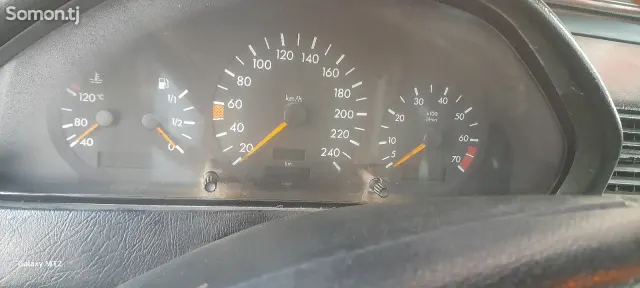 Mercedes-Benz C class 1995 · 1.8 MT