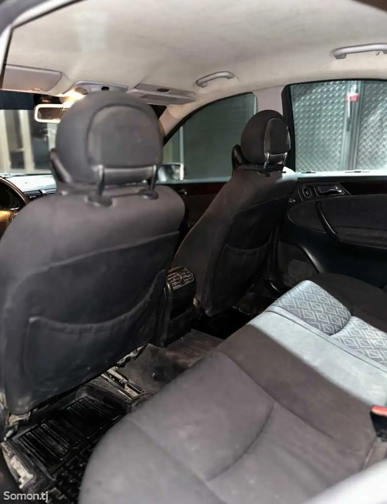 Mercedes-Benz C class 2000 · 2.0 AT