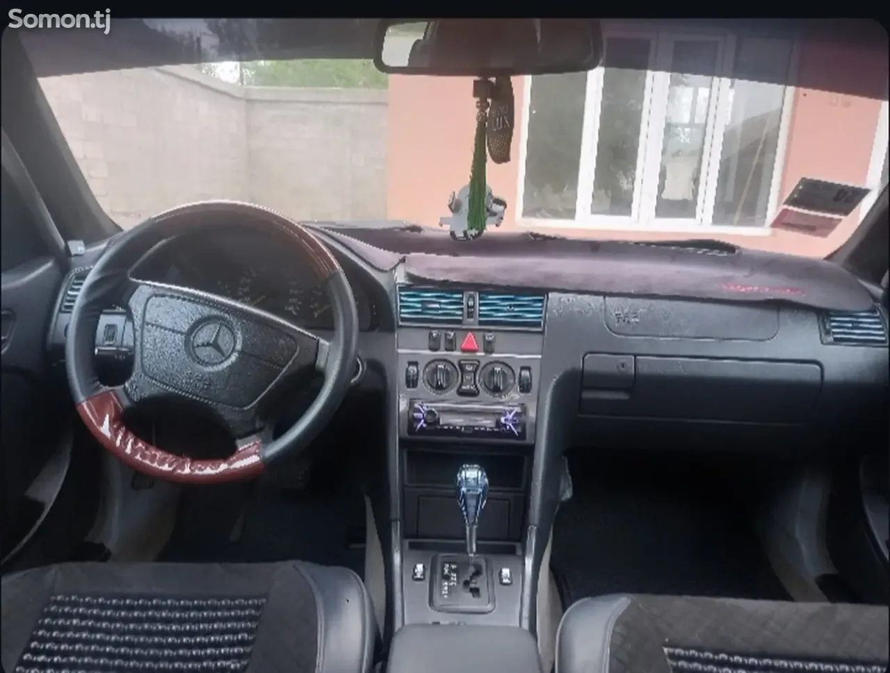 Mercedes-Benz C class 1998 · 2.0 AT